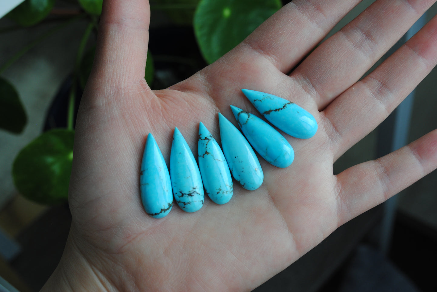 Kingman turquoise long drop/pear cabochons