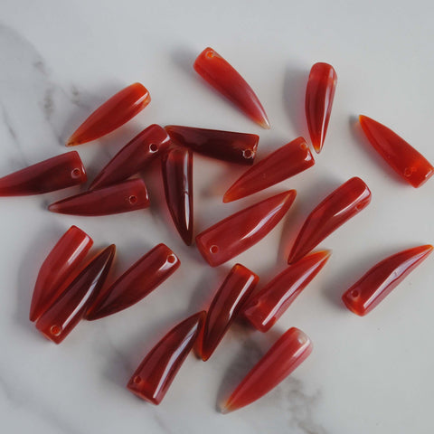 Carnelian pointed horn beads