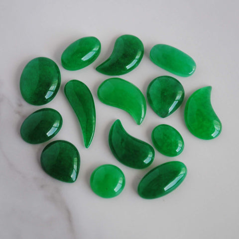 Green aventurine cabochons (lot 1)