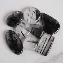 Tourmalinated quartz cabochons (Lot B)