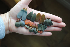 Polychrome jasper cabochons (Lot B)
