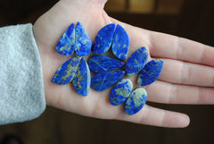 Lapis lazuli cabochons (Lot A)
