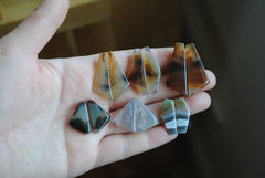 Agate pairs