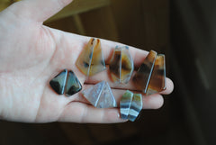 Agate pairs