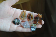 Agate pairs