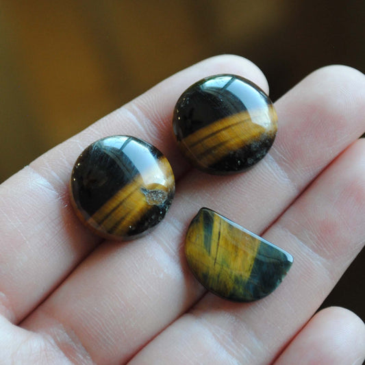 Tigers eye cabochons