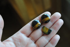 Tigers eye cabochons