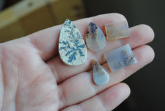 Dendrite cabochons