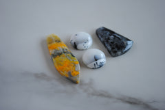 Mixed cabochons