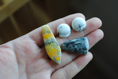 Mixed cabochons