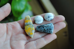 Mixed cabochons