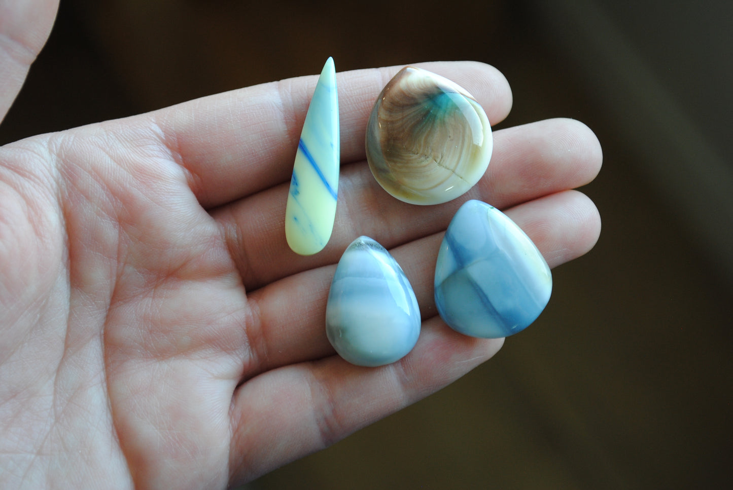 Mixed stones cabochons
