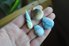 Mixed stones cabochons