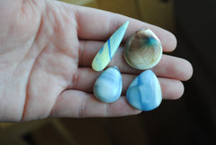 Mixed stones cabochons