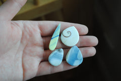 Mixed stones cabochons