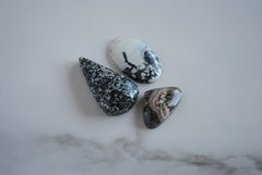 Mixed stones cabochons