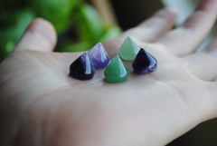 Amethyst and Aventurine pointed flat back stones
