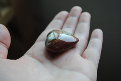 Jasper heart palm stone