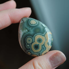 Ocean Jasper 30x40mm pear/drop cabochon