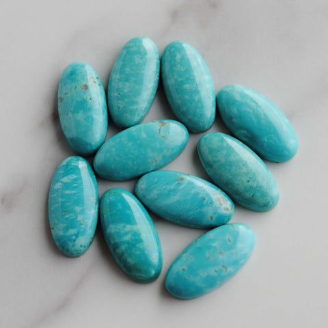 Kingman turquoise oval 8x16mm cabochons