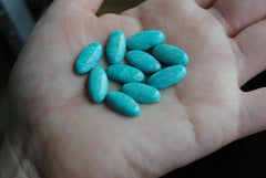 Kingman turquoise oval 8x16mm cabochons