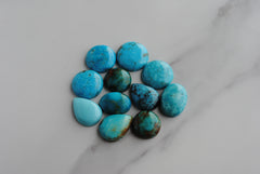 Kingman turquoise cabochons (mixed shape lot)