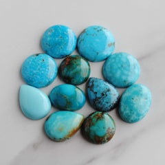 Kingman turquoise cabochons (mixed shape lot)