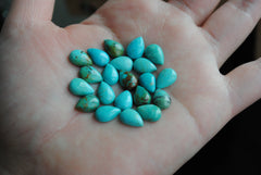 Kingman turquoise cabochons 7x10mm drops/pears (lot aa)