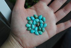 Kingman turquoise cabochons 7x10mm drops/pears (lot aa)