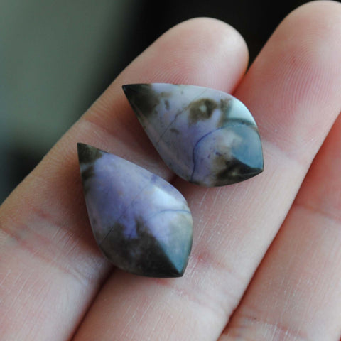 Tiffany stone cabochons