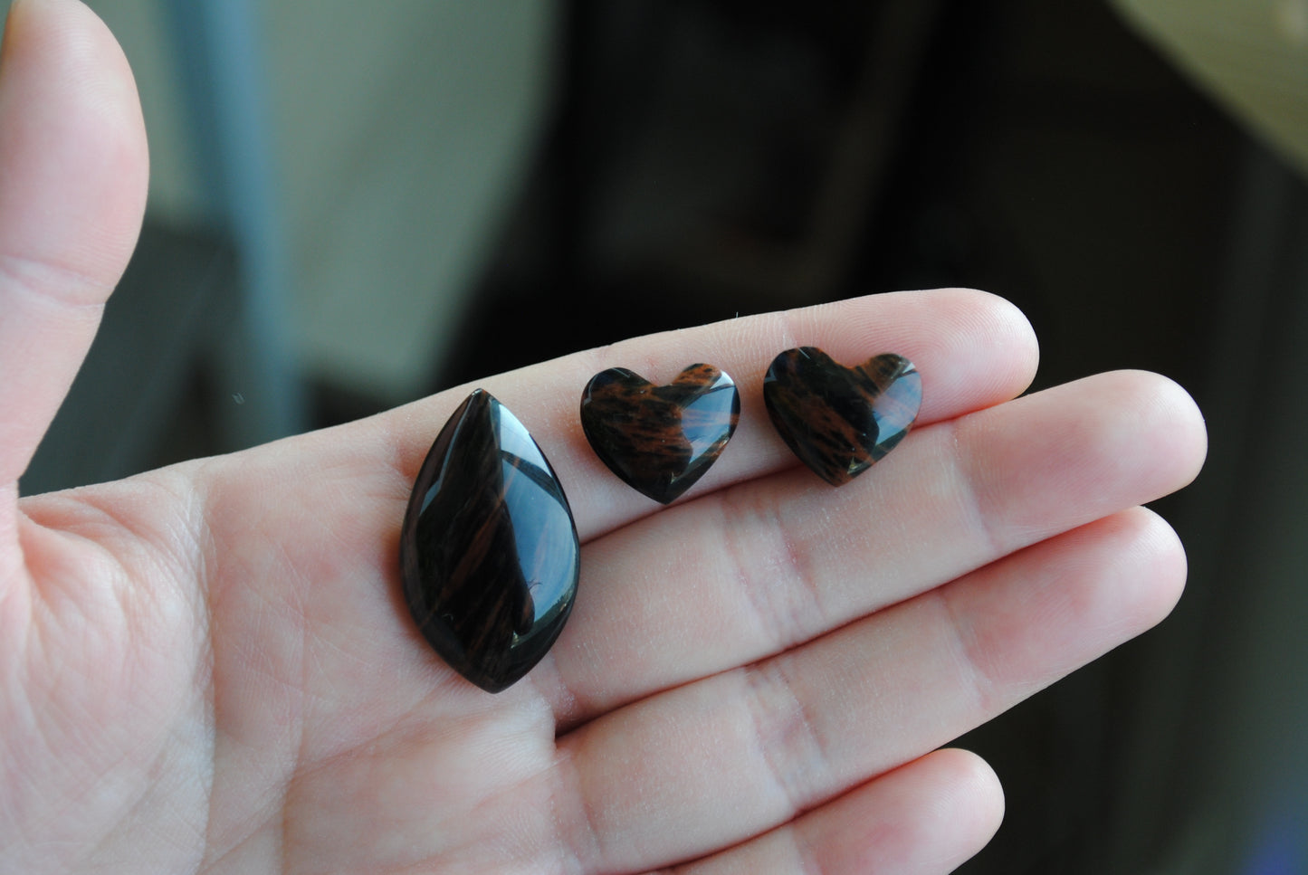 Tiger's eye cabochons