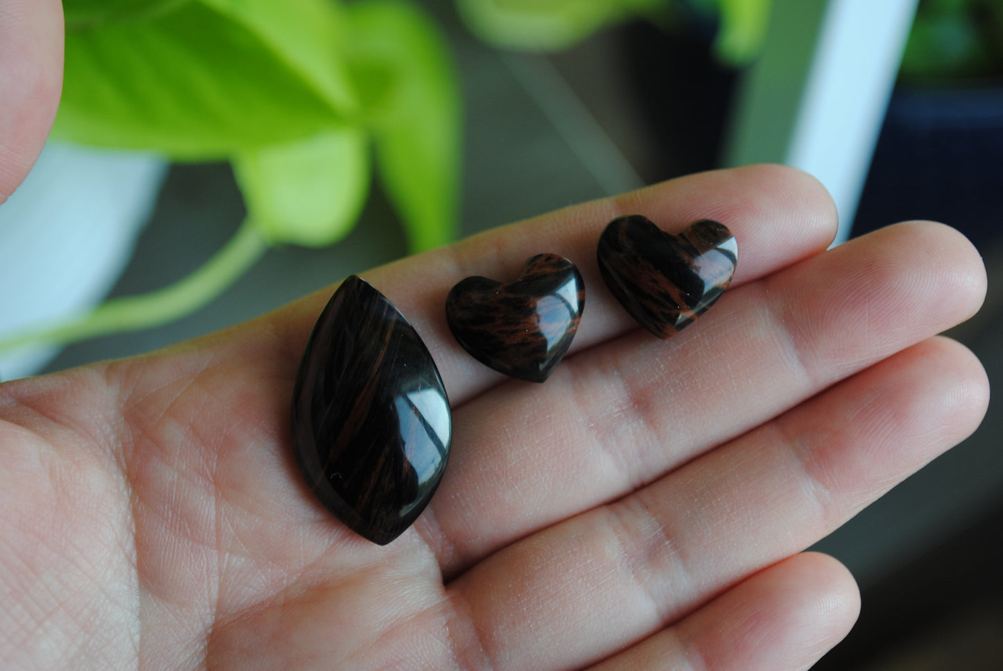 Tiger's eye cabochons
