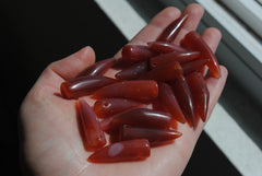 Carnelian pointed horn beads