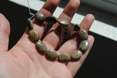 Dendritic jasper beads