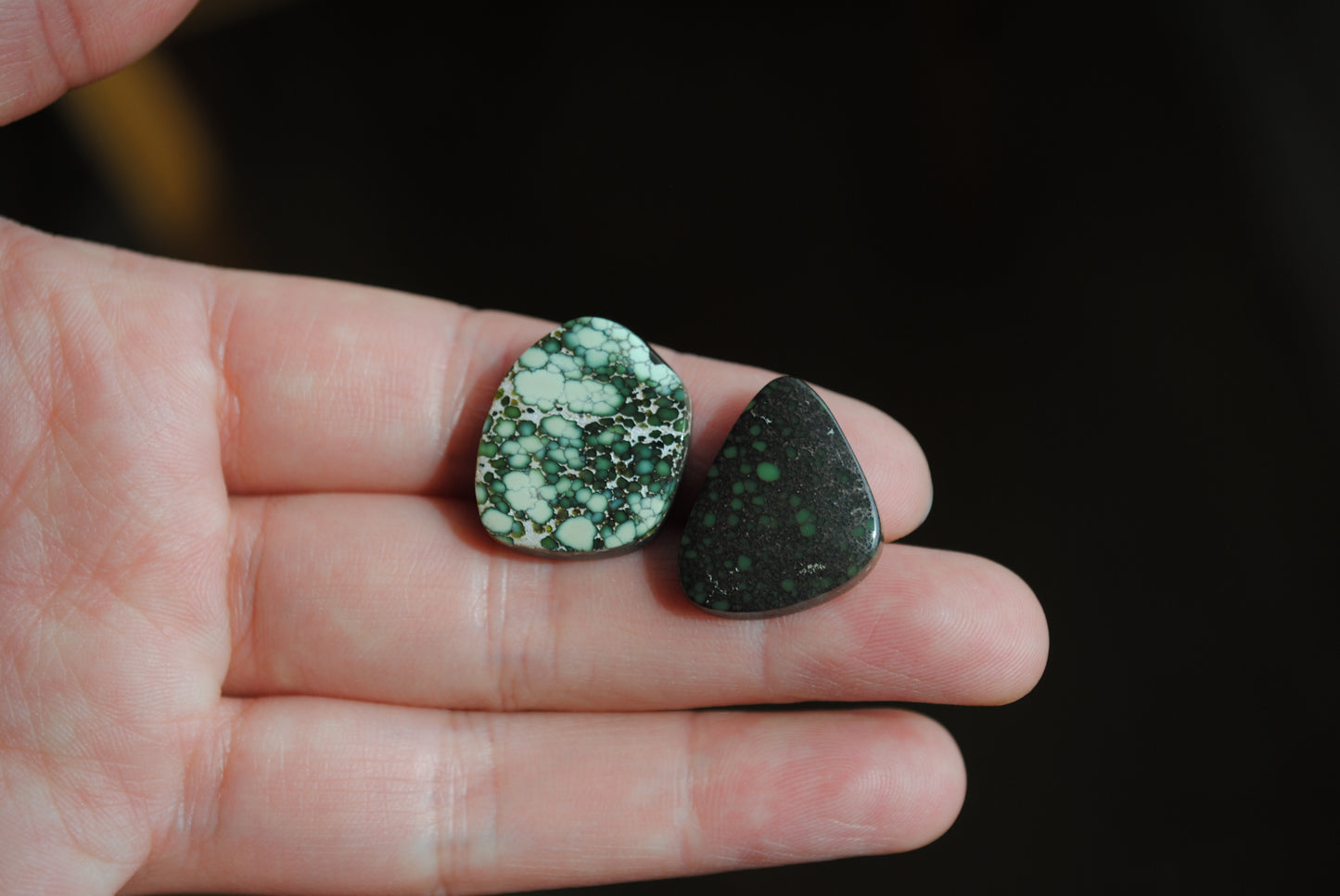 Damele variscite cabochons