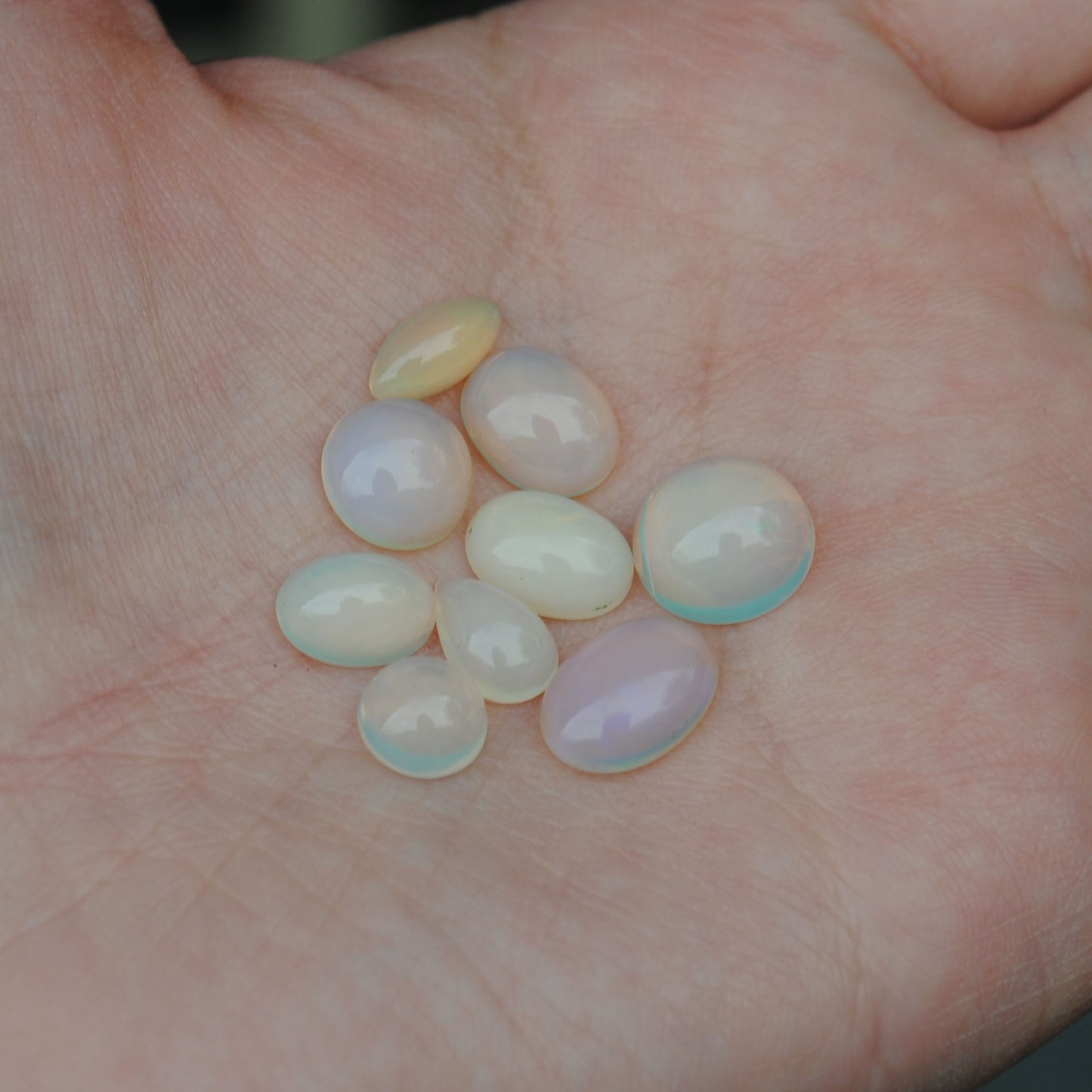 Opal Mixed Shape Small Cabs