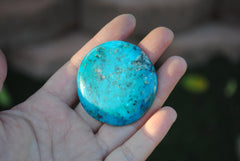 Kingman turquoise cabochon