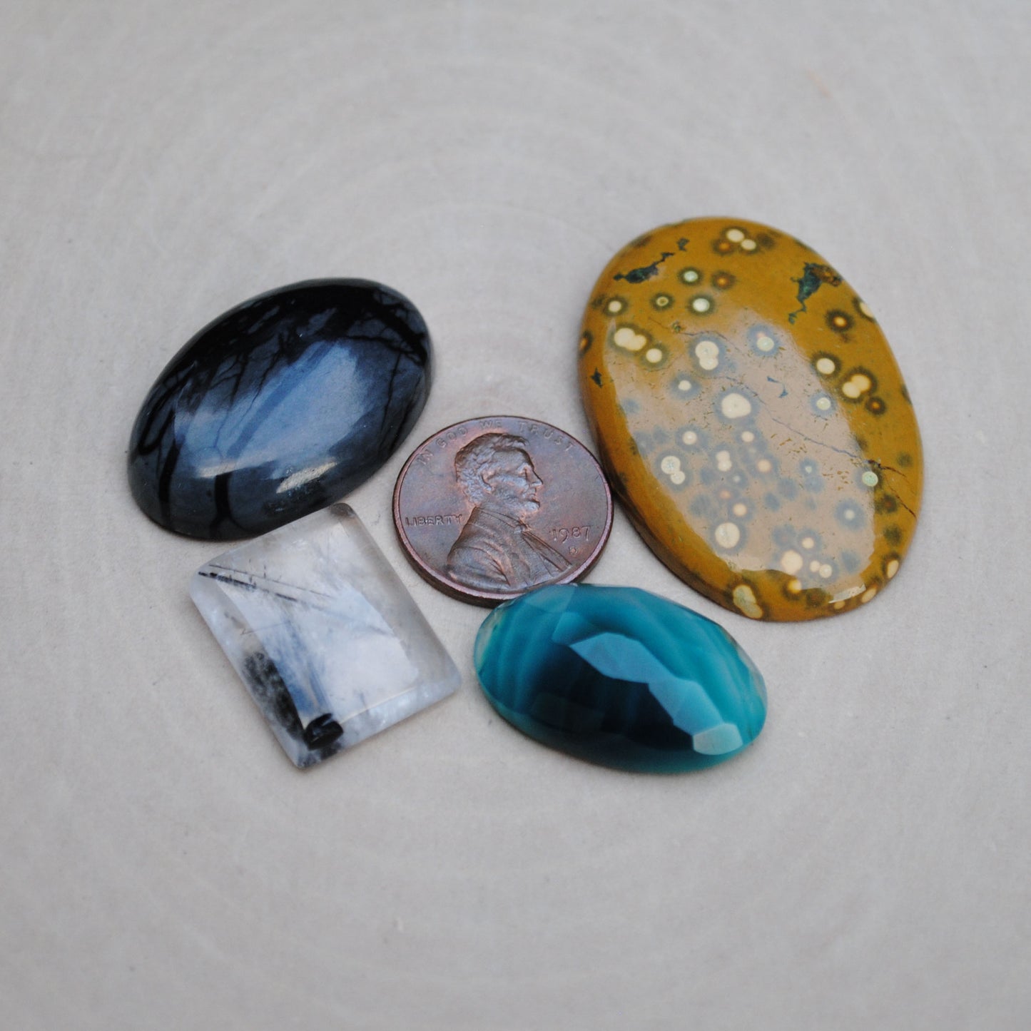 Mixed Lot Cabs (Lot 2)