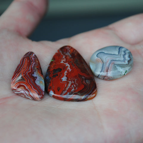 Crazy Lace Agate Cabs