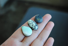 New Lander cabochons