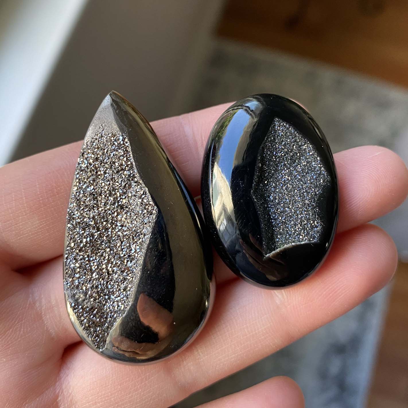 Druzy cabochons