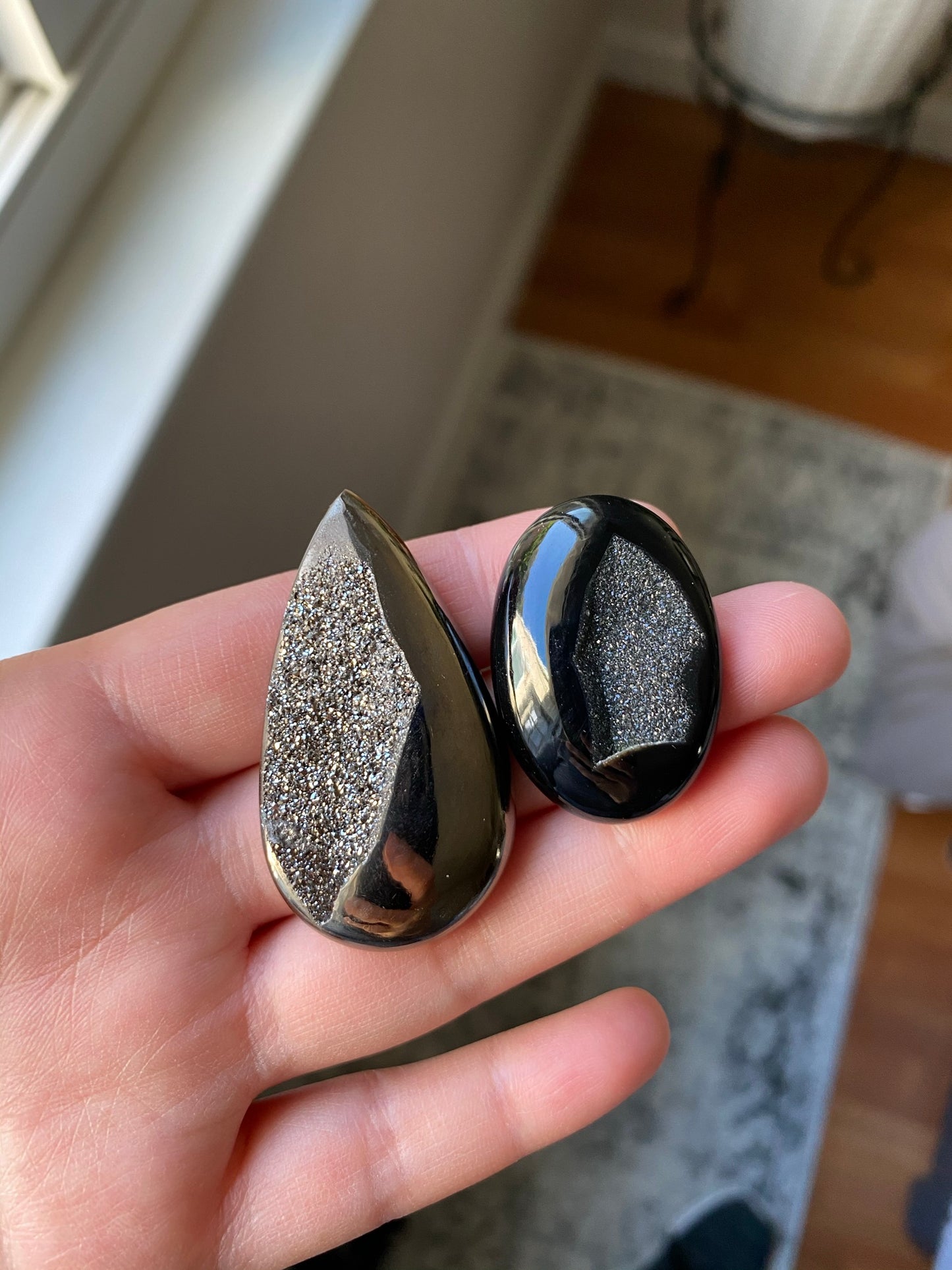 Druzy cabochons