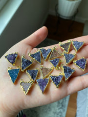 Triangle druzy pendants gold plated (lot 3)