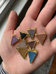 Triangle druzy pendants gold plated (lot 1)