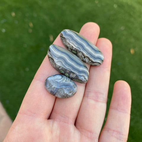 Lace agate cabochons