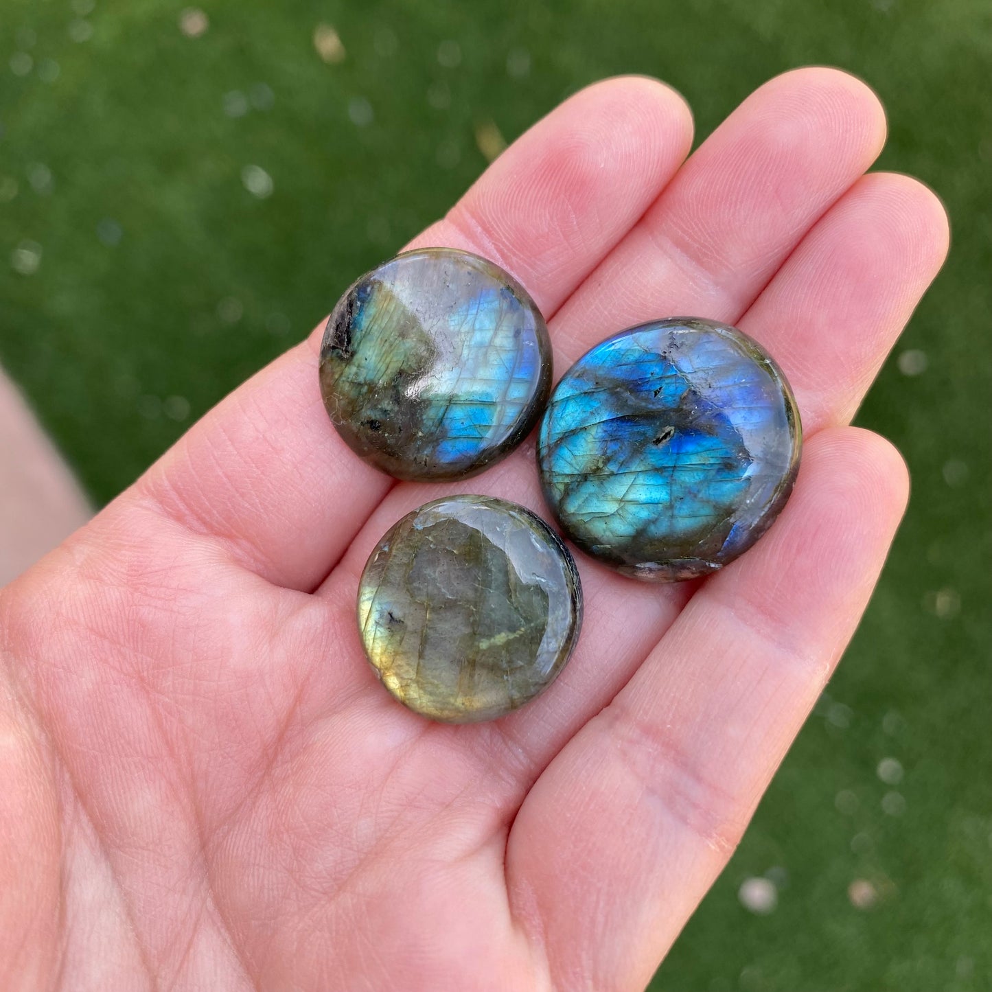 Labradorite round cabochons