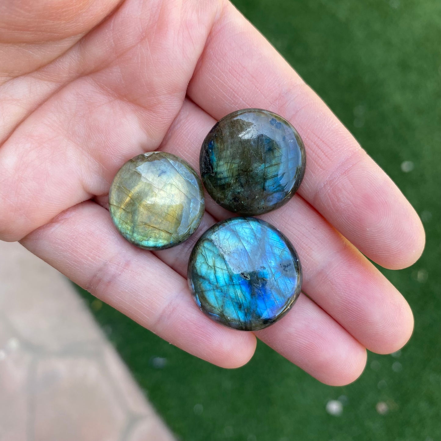 Labradorite round cabochons