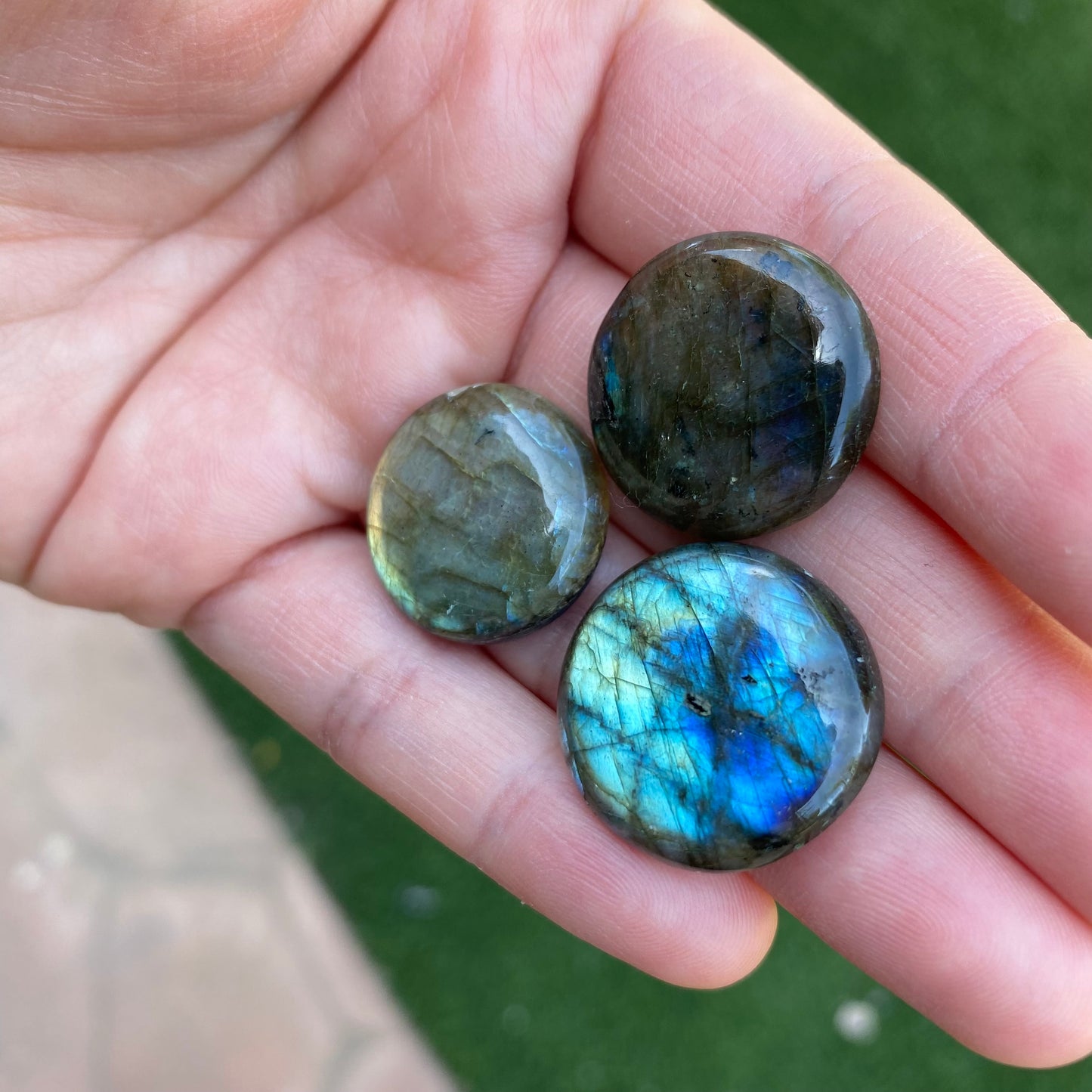 Labradorite round cabochons