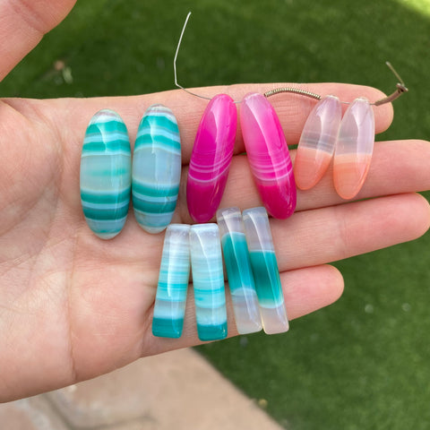 Agate matched pair beads (lot A)