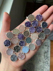 Druzy pendants silver plated (lot 1)